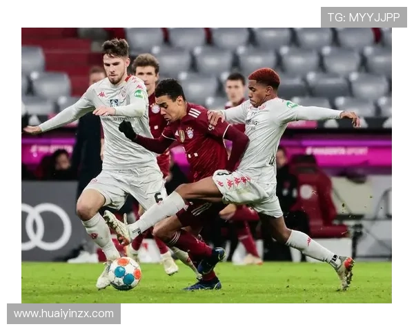 汉堡球星怒斥美因茨粗野踢人队 汉堡球星怒斥美因茨粗野踢人队